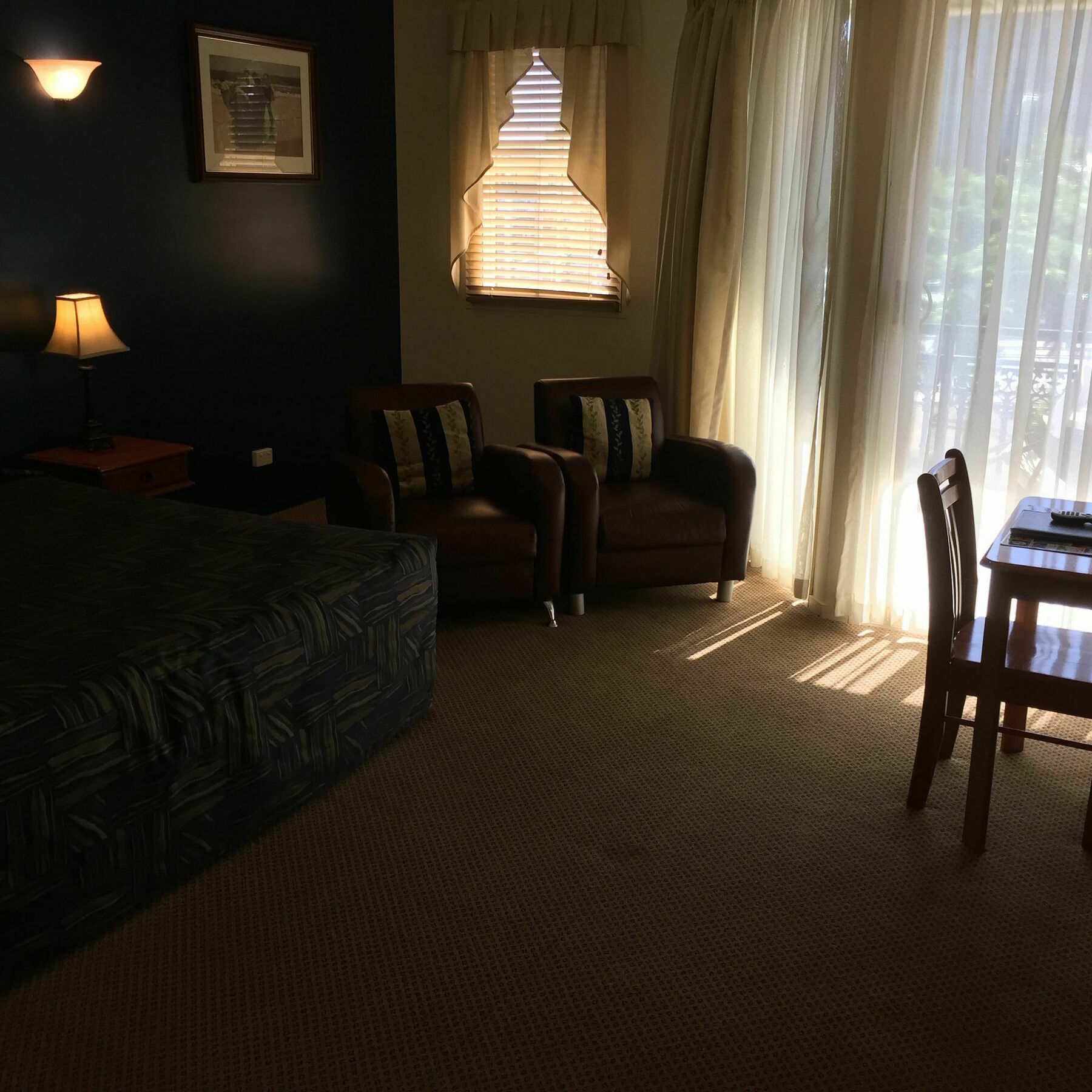 Criterion Hotel-Motel 洛坎普顿 外观 照片